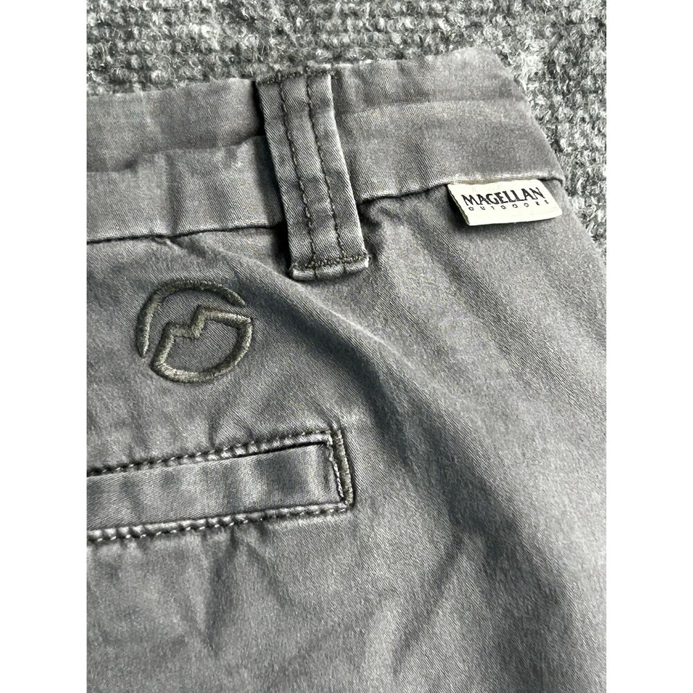 Magellan Outdoors Women's Gray Stretch Casual Chino Shorts Size 16 - Picture 6 of 10